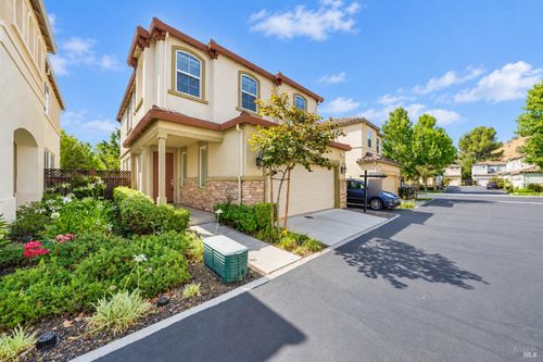 107 Primivito Court, Vacaville, CA, 95687 | Card Image