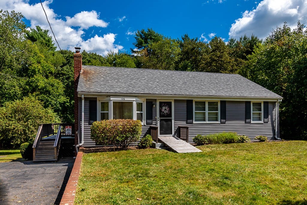 Dighton Ave, Taunton, MA 02780