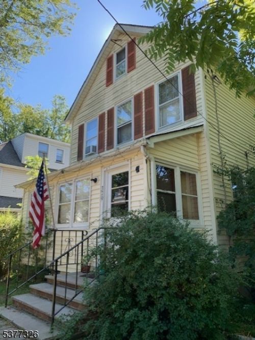 379 Elm St, Stirling, NJ, 07980-1105 | Card Image