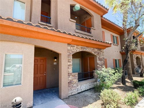110-7701 W Robindale Rd, Las Vegas, NV, 89113-4042 | Card Image