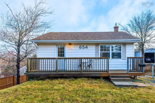 654 Herring Cove Rd, Halifax, NS, B3R1X9 | Card Image