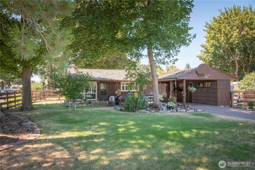 409 S Sampson St, Ellensburg, WA, 98926-3811 | Card Image
