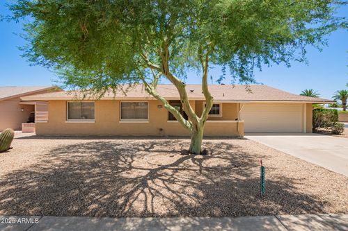 10343 W Floriade Dr, Sun City, AZ, 85351-2230 | Card Image