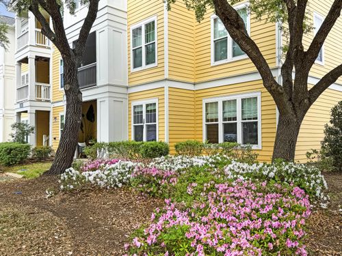 2432 Chatelain Way, Mount Pleasant, SC, 29464-3279 | Card Image