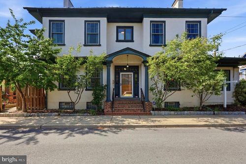 704 W 23rd St, WILMINGTON, DE, 19802-3933 | Card Image
