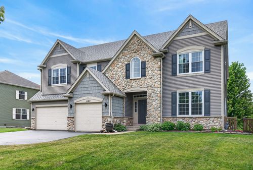 1124 Ashlyn Ln, ANTIOCH, IL, 60002-7293 | Card Image