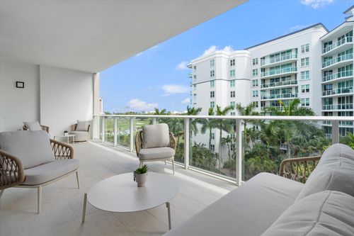 unit-512-220 Se Mizner Blvd, Boca Raton, FL, 33432-5209 | Card Image