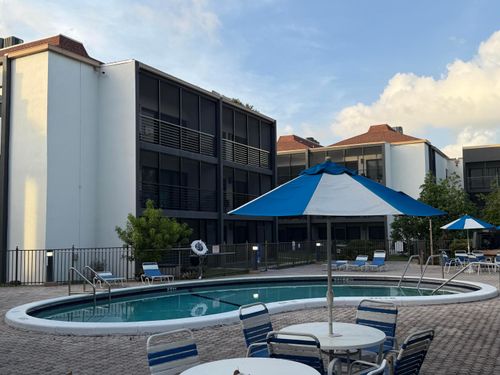 35-4040 N Hills Dr, Hollywood, FL, 33021-2464 | Card Image