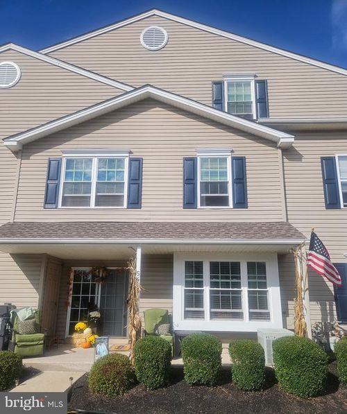 5406 Drawbridge Ct, ROYERSFORD, PA, 19468-1387 | Card Image