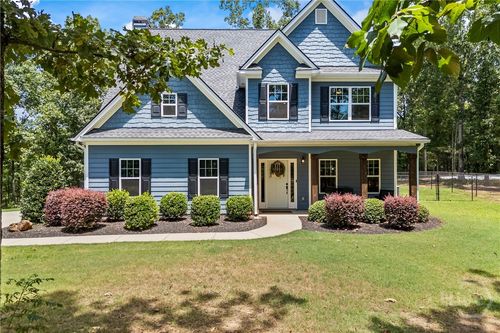 211 Blackthorn Rd, Colbert, GA, 30628-1670 | Card Image
