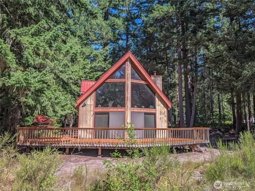 102 Maple Pl, Packwood, WA, 98361-9705 | Card Image