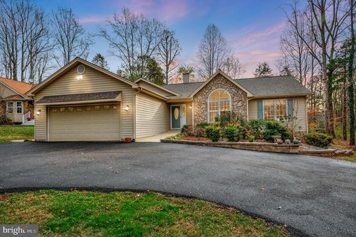 323 Stratford Cir, LOCUST GROVE, VA, 22508-5235 | Card Image