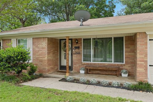 7420 Maple Drive, North Richland Hills, TX, 76180 | Card Image