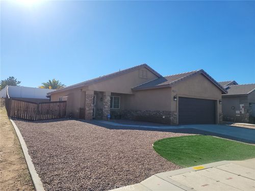 16751 Silica Drive, Victorville, CA, 92395 | Card Image