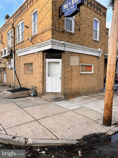 2930 W 6th St, CHESTER, PA, 19013-1704 | Card Image