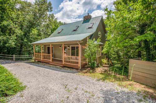 218 Ace Gap Rd, Townsend, TN, 37882-3516 | Card Image