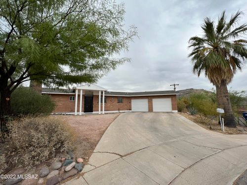 422 N La Cholla Blvd, Tucson, AZ, 85745-2157 | Card Image