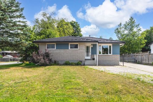 {{alt}} | Card Image