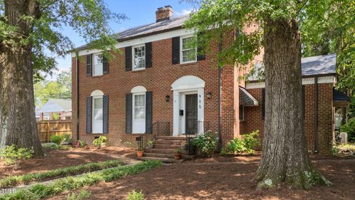 925 S Chestnut St, Henderson, NC, 27536-4110 | Card Image