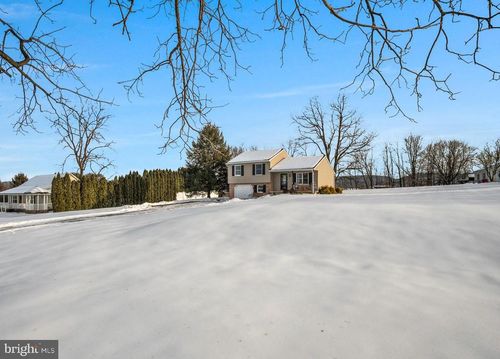 1836 Pine Rd, NEWVILLE, PA, 17241-9542 | Card Image