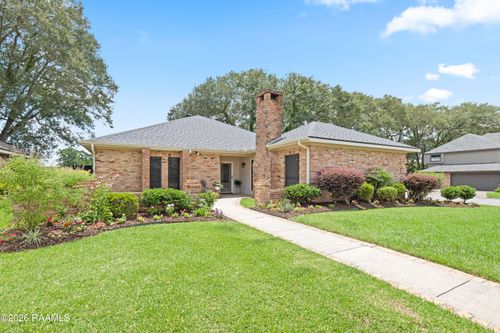 215 Tuscany Vly, Lafayette, LA, 70506-7716 | Card Image