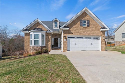 196 Benchmark Dr, Evington, VA, 24550-3758 | Card Image