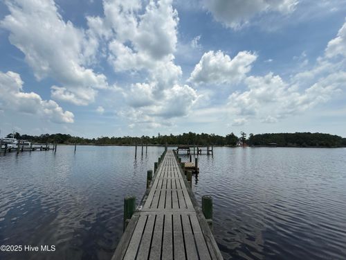 247 Shell Castle Ln, Vandemere, NC, 28587-9718 | Card Image