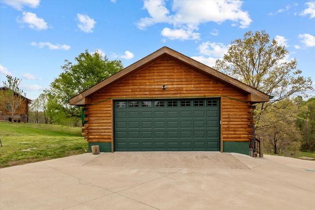 229 Blackhawk Ct, House other with 2 bedrooms, 2 bathrooms and 6 parking in Waverly TN | Image 48