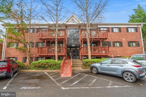 3-236 W Taylor Run Pkwy, ALEXANDRIA, VA, 22314-5122 | Card Image