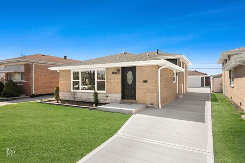 7954 S Kedvale Avenue, Chicago, IL, 60652 | Card Image