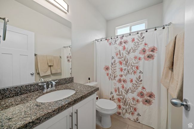 Full Bathroom on Main Level | Image 15