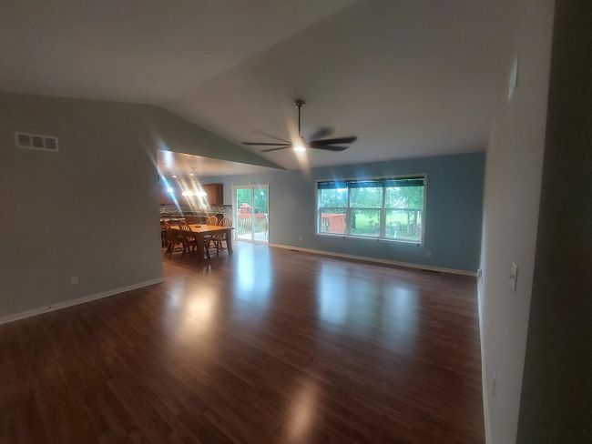210 Sundance Trl, House other with 3 bedrooms, 2 bathrooms and 3 parking in CAPRON IL | Image 4
