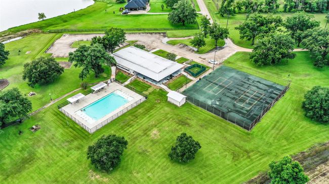 730 Rancho Chico Ct, Home with 0 bedrooms, 0 bathrooms and null parking in Angleton TX | Image 9