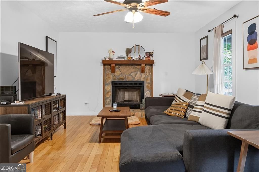 Residential in Hiram 4