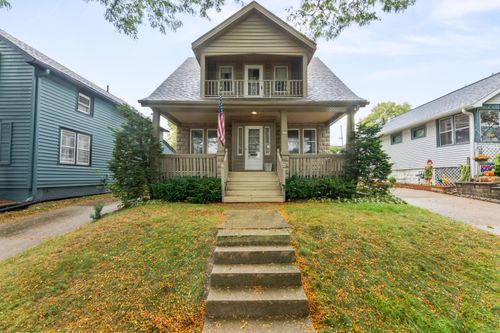 403 N 69th St, Wauwatosa, WI, 53213-3829 | Card Image