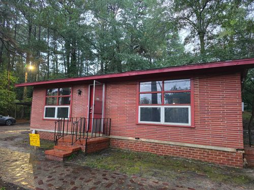 708 Walnut St, Atlanta, TX, 75551-3418 | Card Image