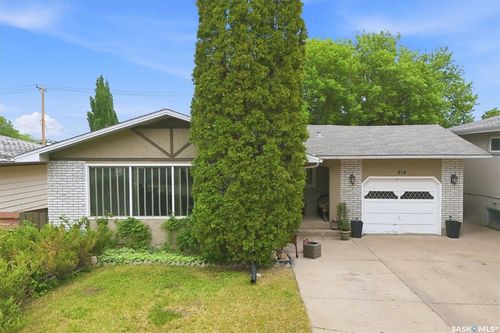 914 Trotter Crescent, Saskatoon, SK, S7L3R1 | Card Image