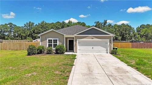 317 Laurel Lake Rd, Salemburg, NC, 28385-8605 | Card Image