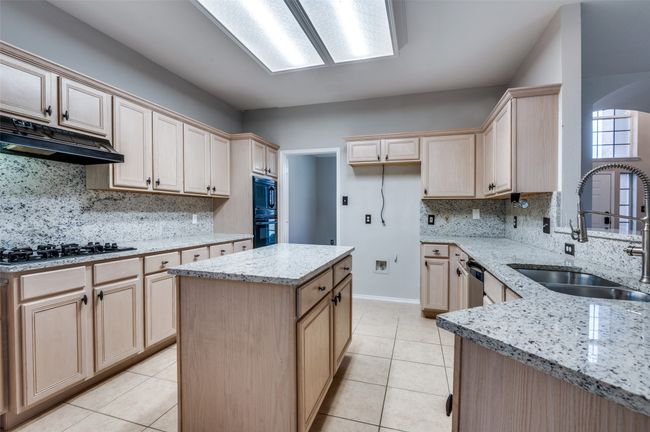 1403 Bosher Dr, House other with 4 bedrooms, 3 bathrooms and null parking in Cedar Hill TX | Image 13