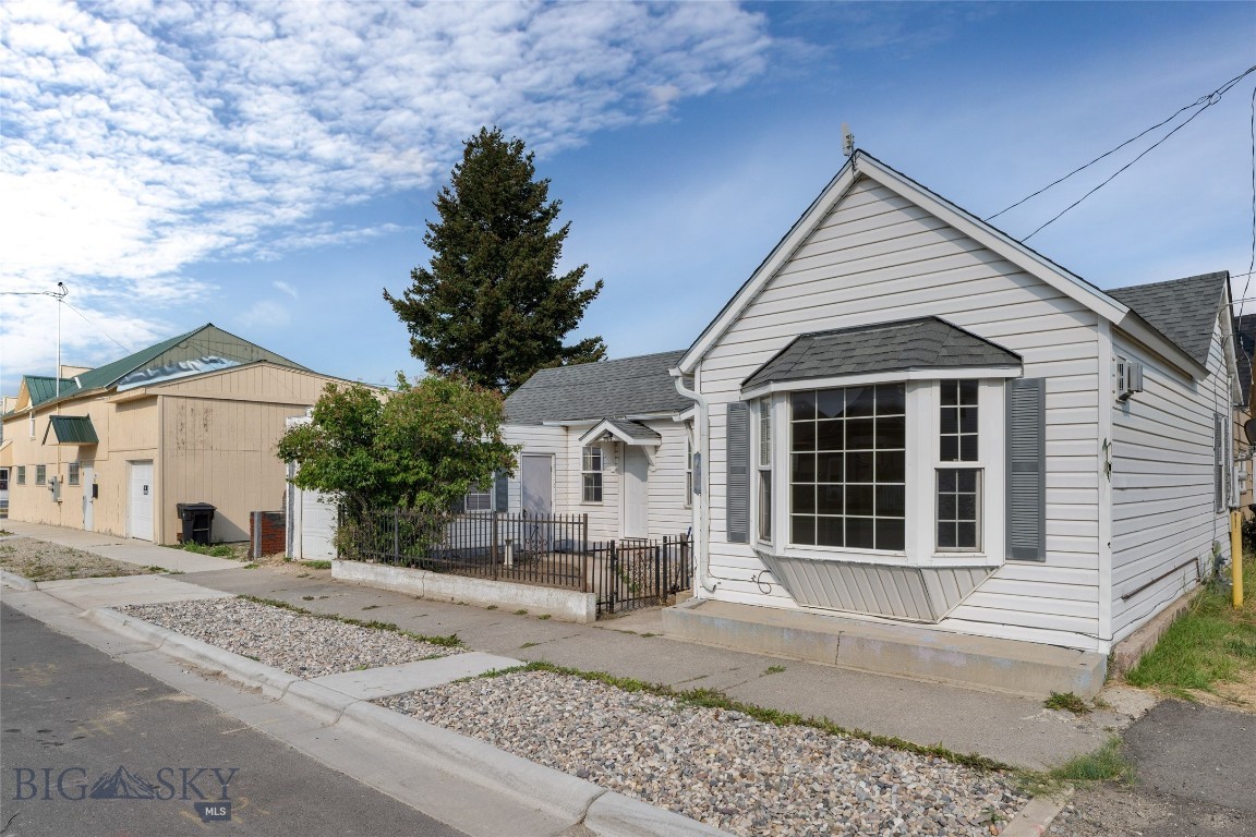Residential in Anaconda 3