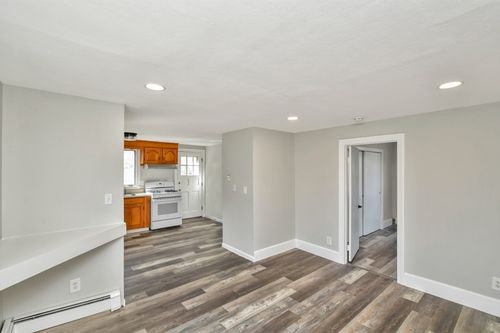 2-1 Summer St, Weymouth, MA, 02188-1513 | Card Image