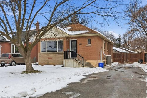 bsmt-17 Halam Ave, Hamilton, ON, L8V1Z2 | Card Image