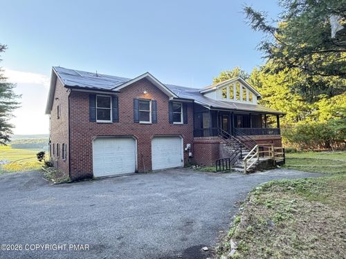 189 Turkey Ridge Dr, Kunkletown, PA, 18058-8161 | Card Image