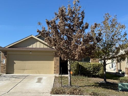 3820 Alpine Autumn Dr, Austin, TX, 78744-3331 | Card Image