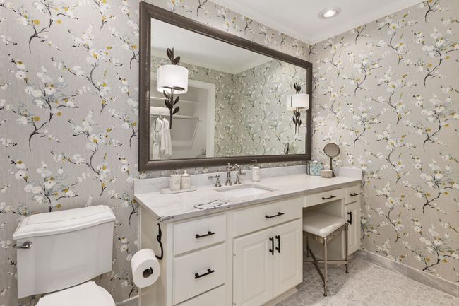 Ensuite bathroom elegantly updated attached to 3rd guest suite | Image 28