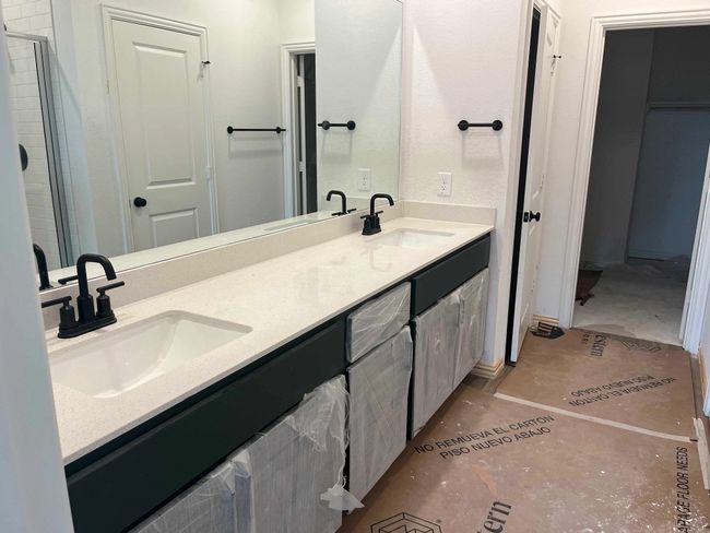 14118 Gallatin St, House other with 5 bedrooms, 4 bathrooms and null parking in Pilot Point TX | Image 7