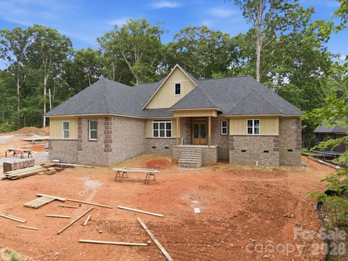 207 Kingsbridge Rd, Salisbury, NC, 28144-8309 | Card Image