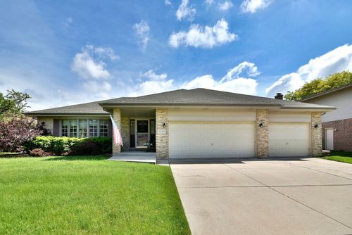 1263 Harleyford Rd, Woodridge, IL, 60517-7536 | Card Image