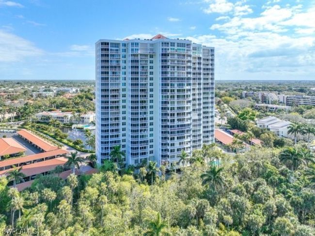 105 - 6573 Marissa Loop, Condo with 3 bedrooms, 2 bathrooms and null parking in Naples FL | Image 1