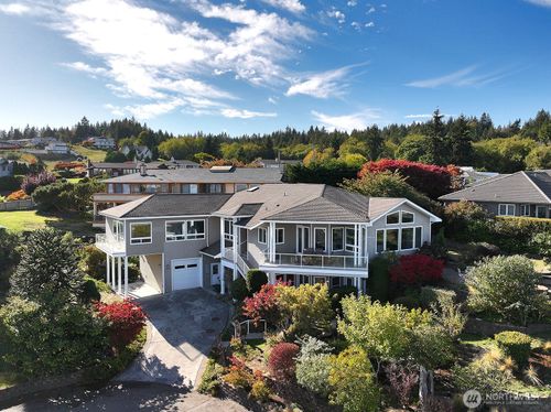 4694 Wrightsman Pl, Clinton, WA, 98236-9510 | Card Image